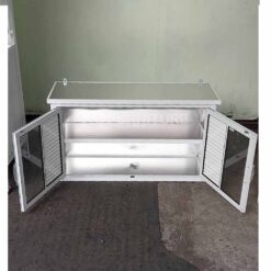 ภายใน ตู้ลอยโครงอลูมิเนียม สีขาว รุ่น jessie