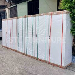 ตู้เสื้อผ้าเหล็ก 60 cm 1 บานเปิด วางเรียงเป็นแถวสวยงาม